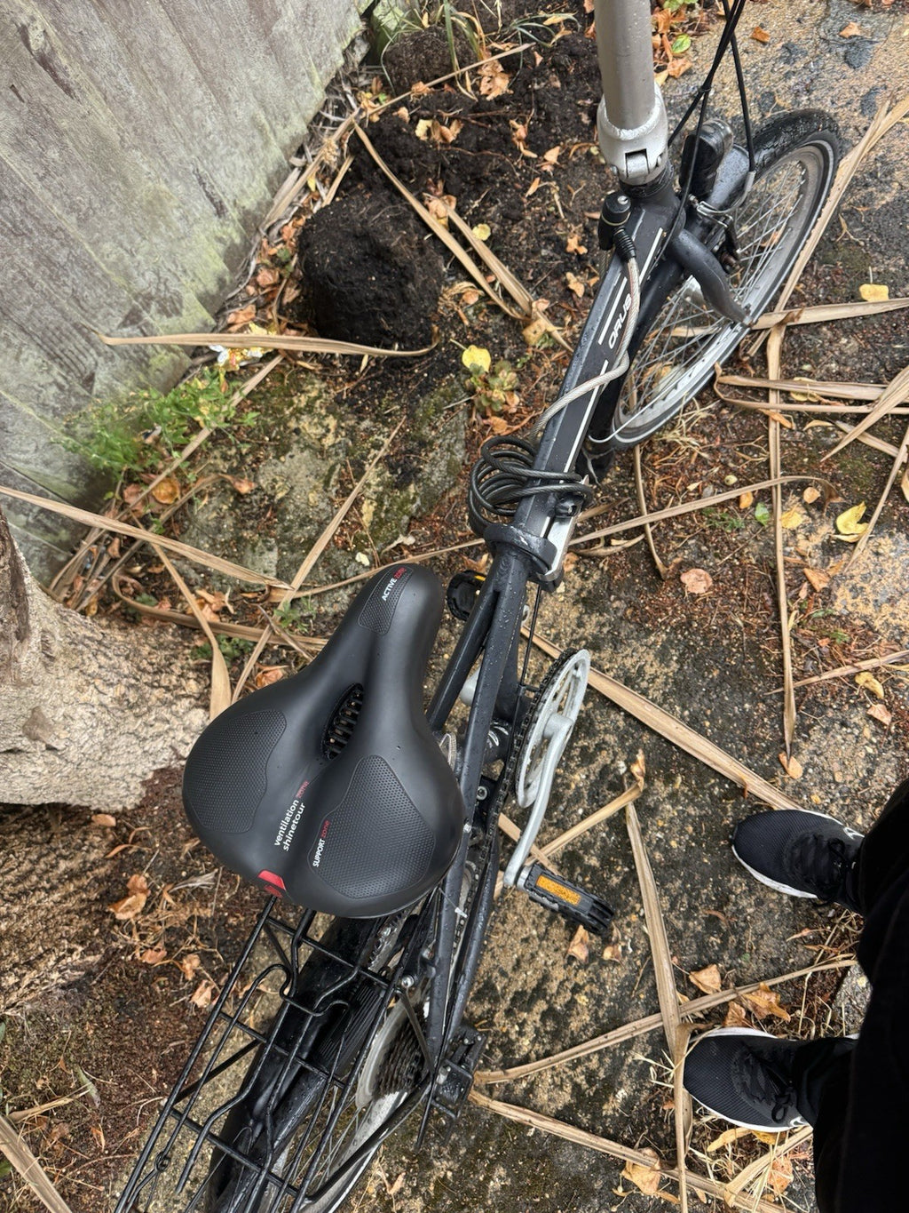 Orus folding bike used with extras pic up only very good condition, ready to use