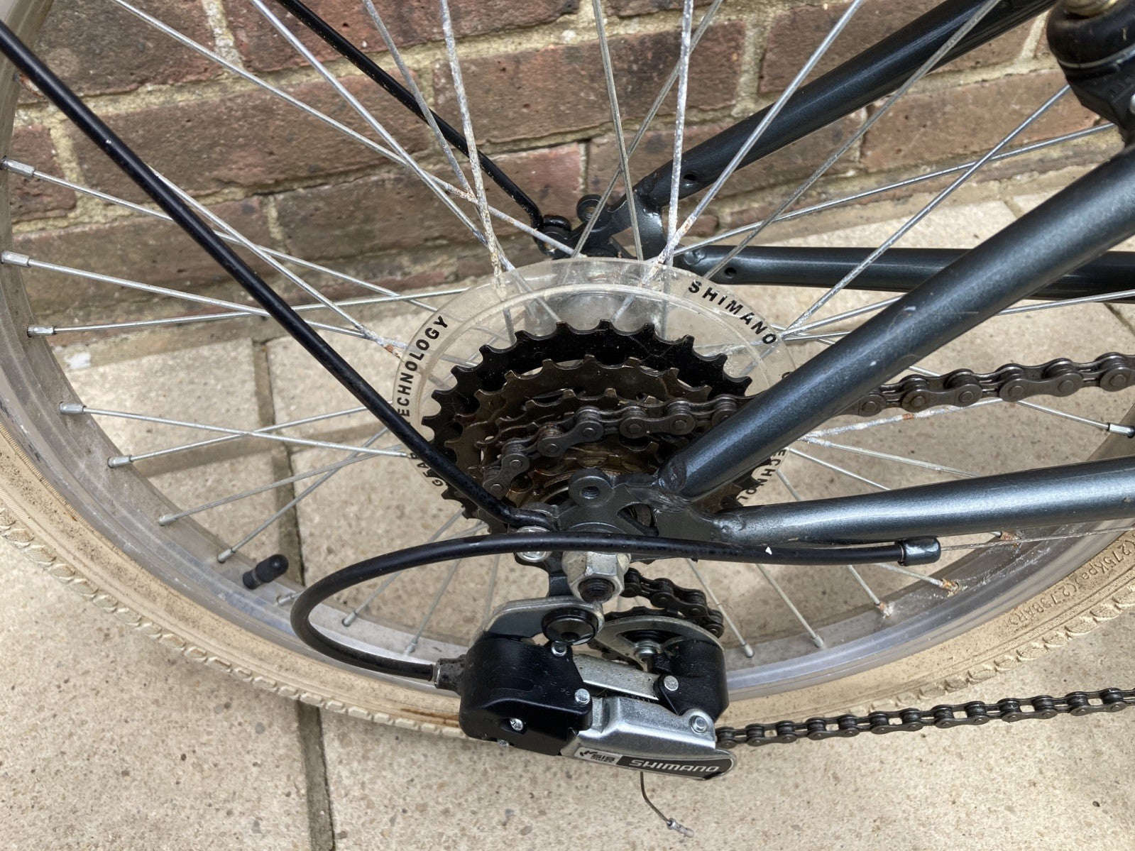 Unbranded fully folding bicycle