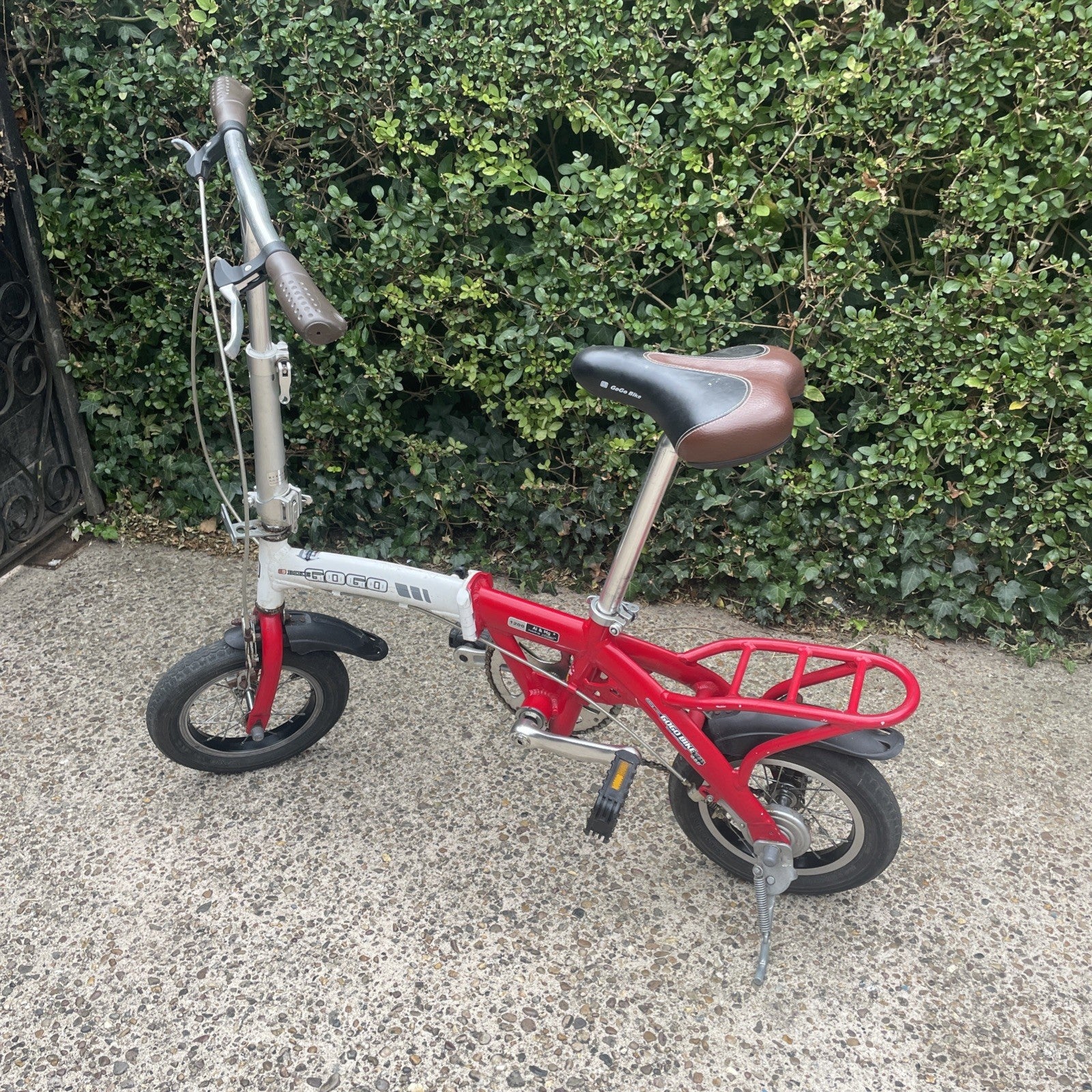 GoGo Fold Up Bicycle