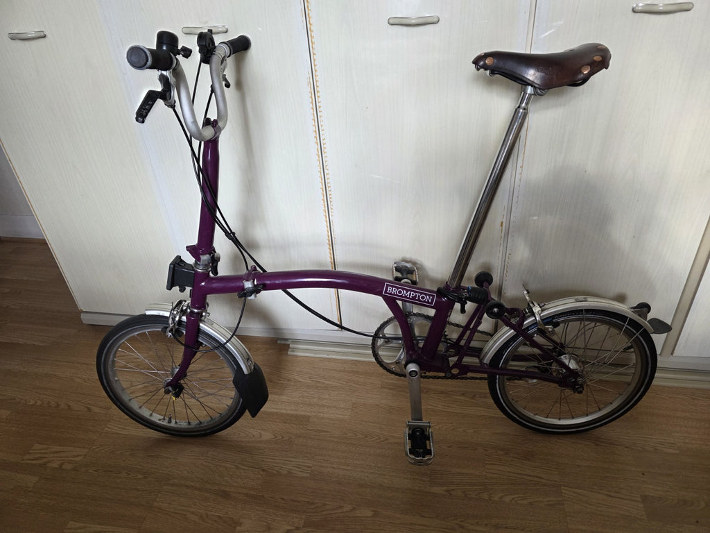 Brompton 3 Speed Bike  M Handle Bar  Good Condition , Brookes Leather Saddle