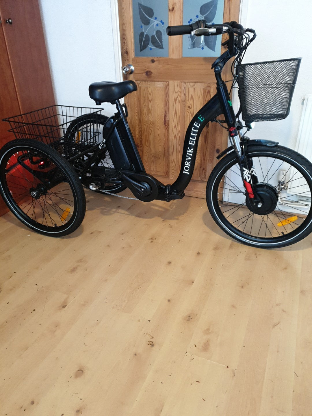 Jorvik Folding Tricycle Elie E