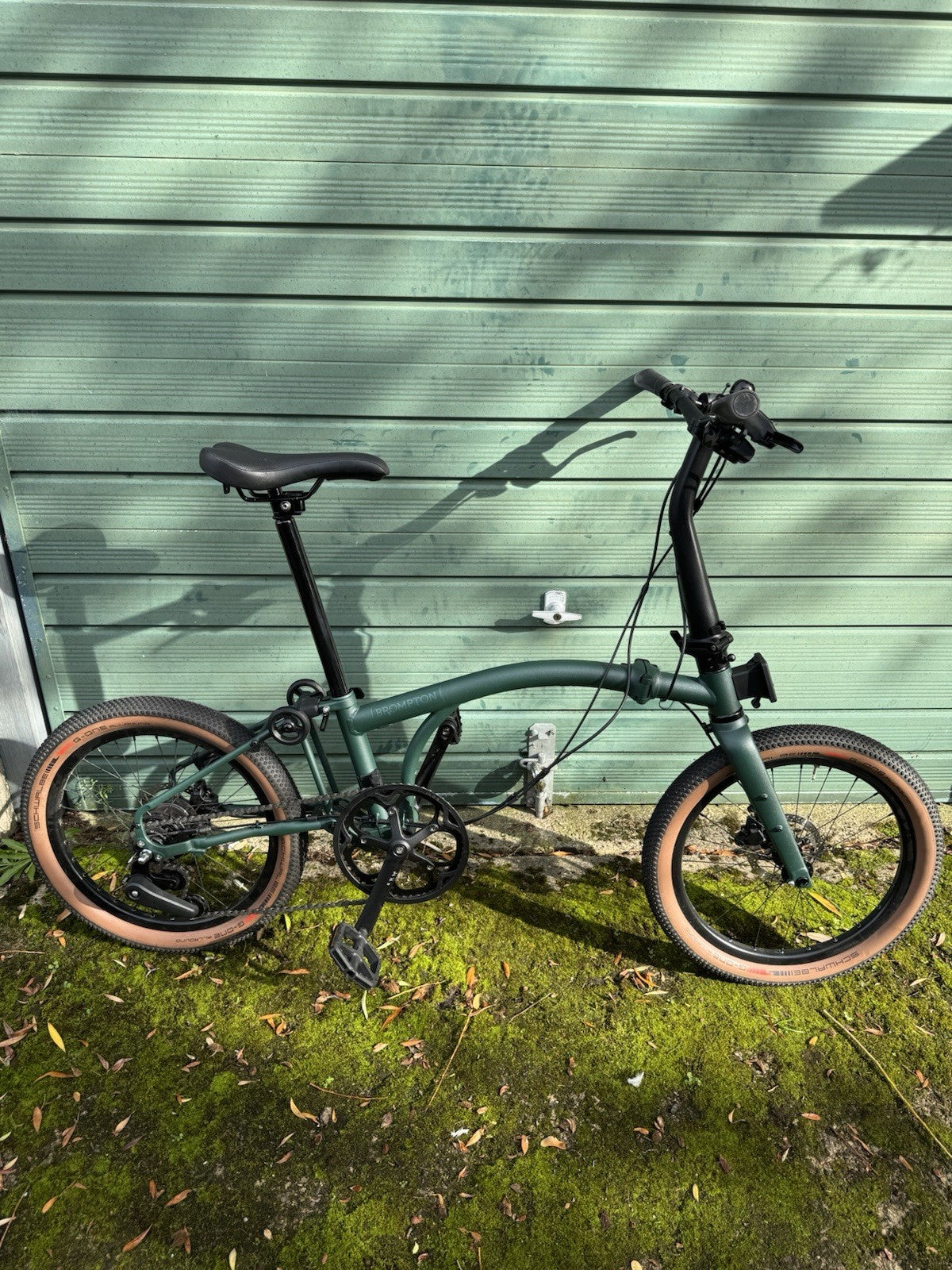 Brompton G-Line 8-Speed Folding Bike Forest Green Medium Frame Excellent Cond