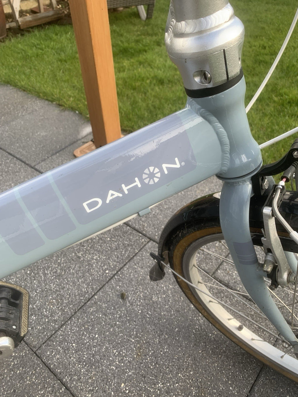 Dahon Vitesse Folding Bike