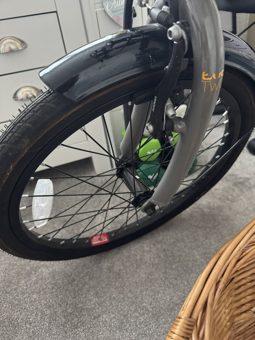 Raleigh Evo 2 Folding Bike - 7 Speed Shimano - 20" Wheels