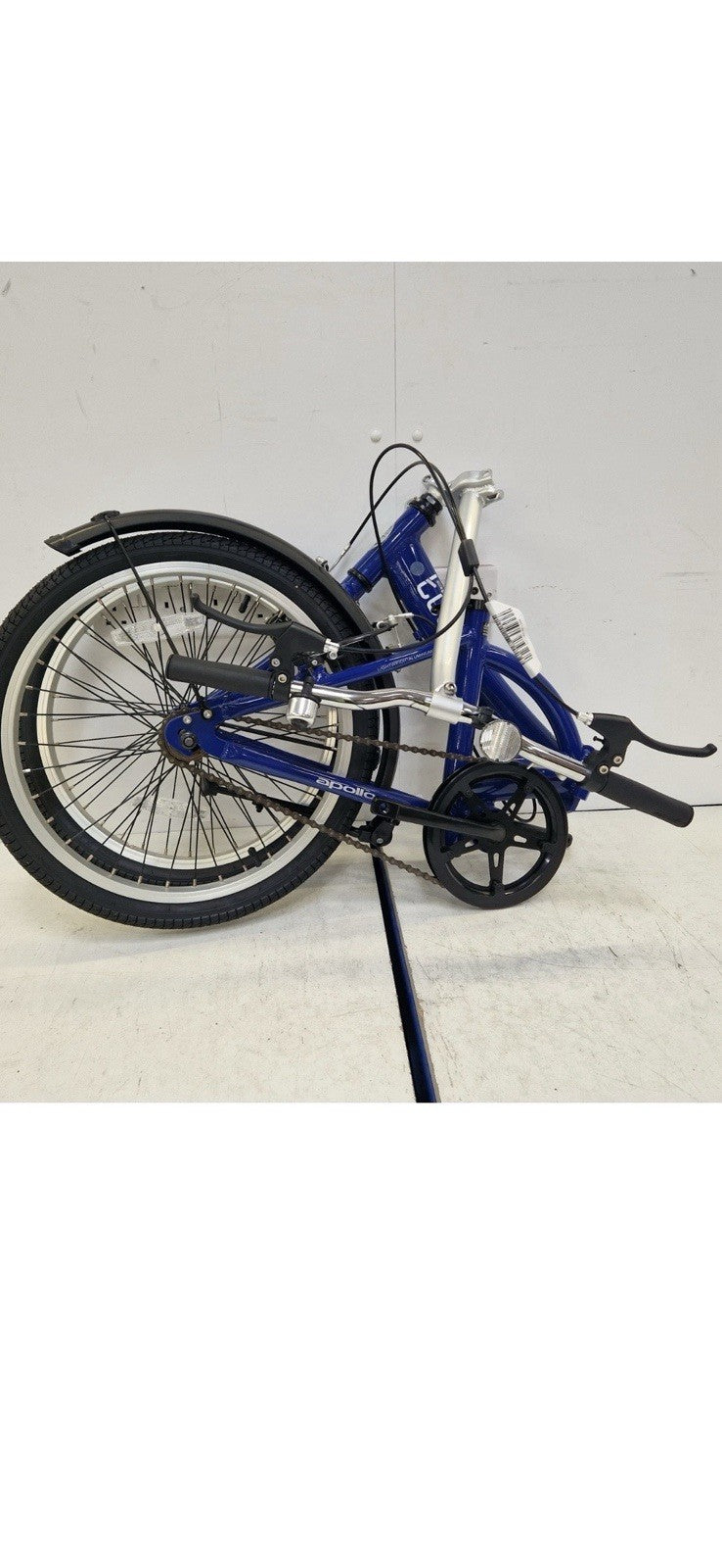 Apollo Luck 20in Folding Bike Blue 1 Speed V-Brakes Mudguards