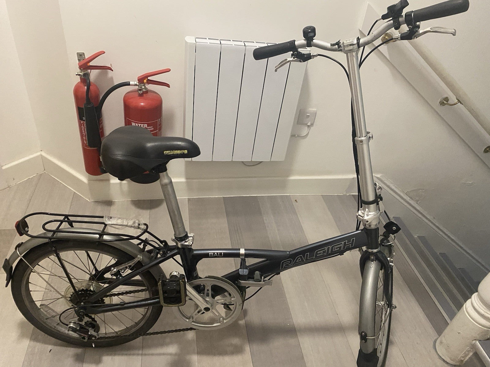 Raleigh Stow-A-Way Foldable Bike – Folding Mechanism Bolt Broken