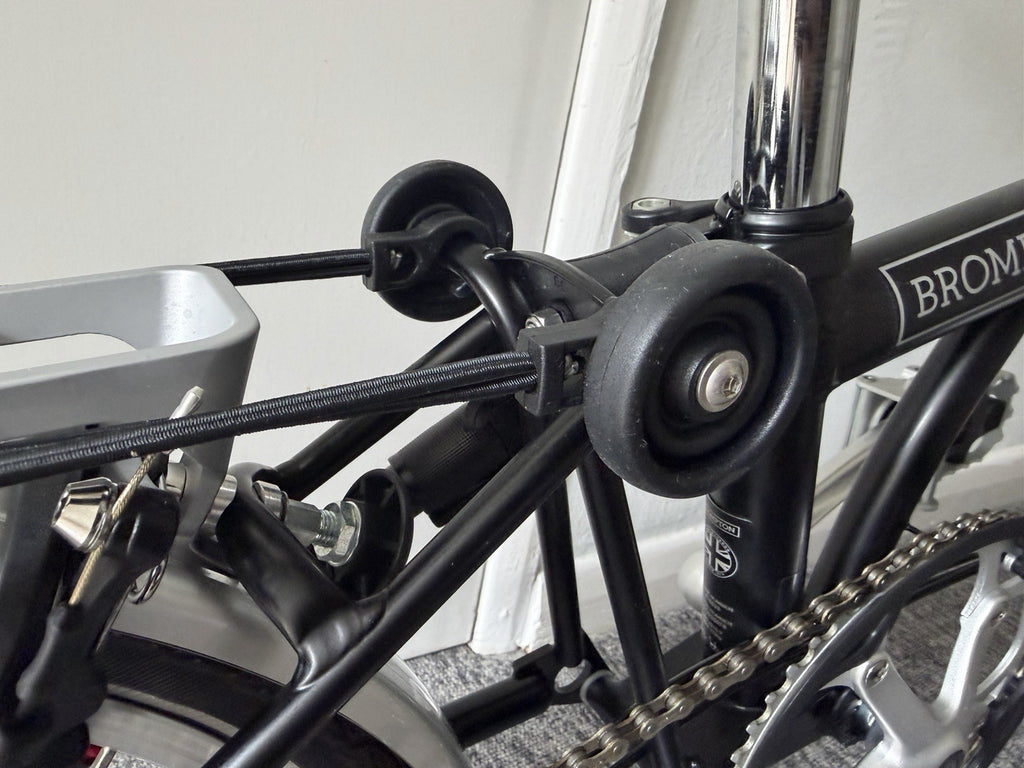 Brompton C Line H6R (6 Speed) folding bicycle - Black (MINT CONDITION!)