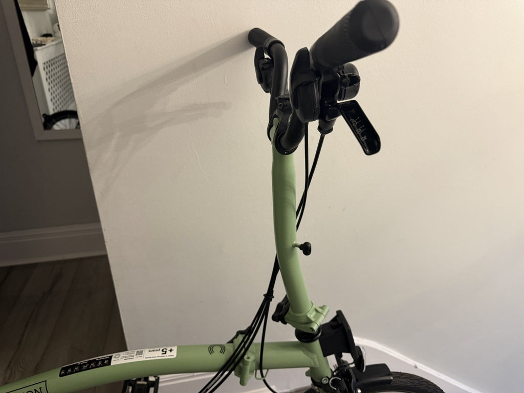 Brompton C Line Explore 6 Speed 2023 Matcha Green + Bags & Accessories