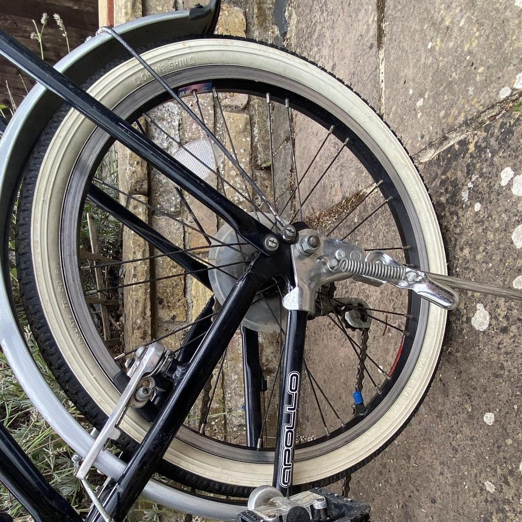 Apollo Transition 20 in Folding Bike with Rear Rack, Silver/Black