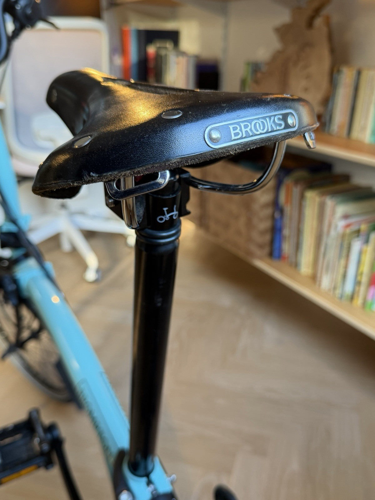 Brompton M6L Superlight — Turkish Green/Black Edition with battery lighting