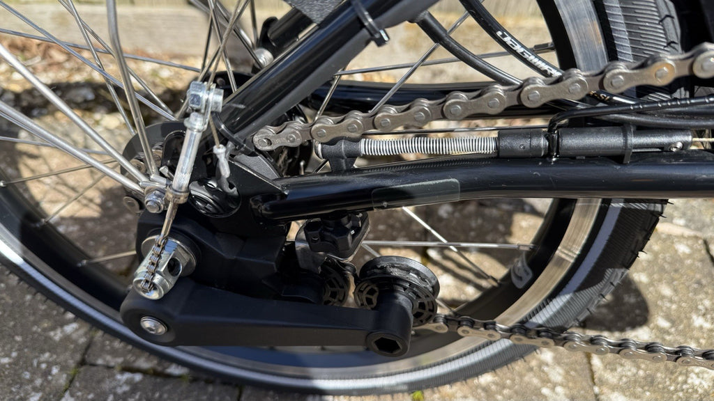 Brompton C Line M6L Bolt Blue e-Folding Bike - Excellent Condition