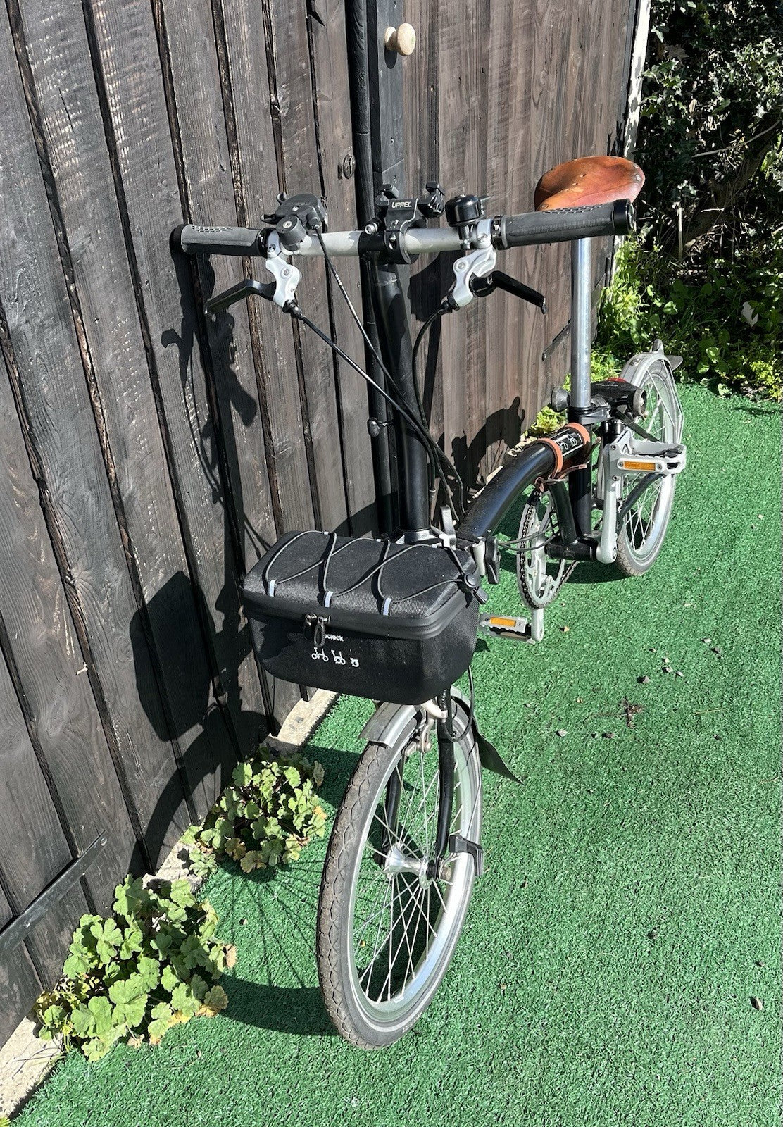 Brompton S3L Folding Bike 3-Speed, Black Including Extras.