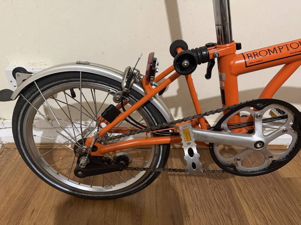 Brompton M3L Folding Bike 3 Speed Orange Genuine Brompton Borough Roll Top Bag