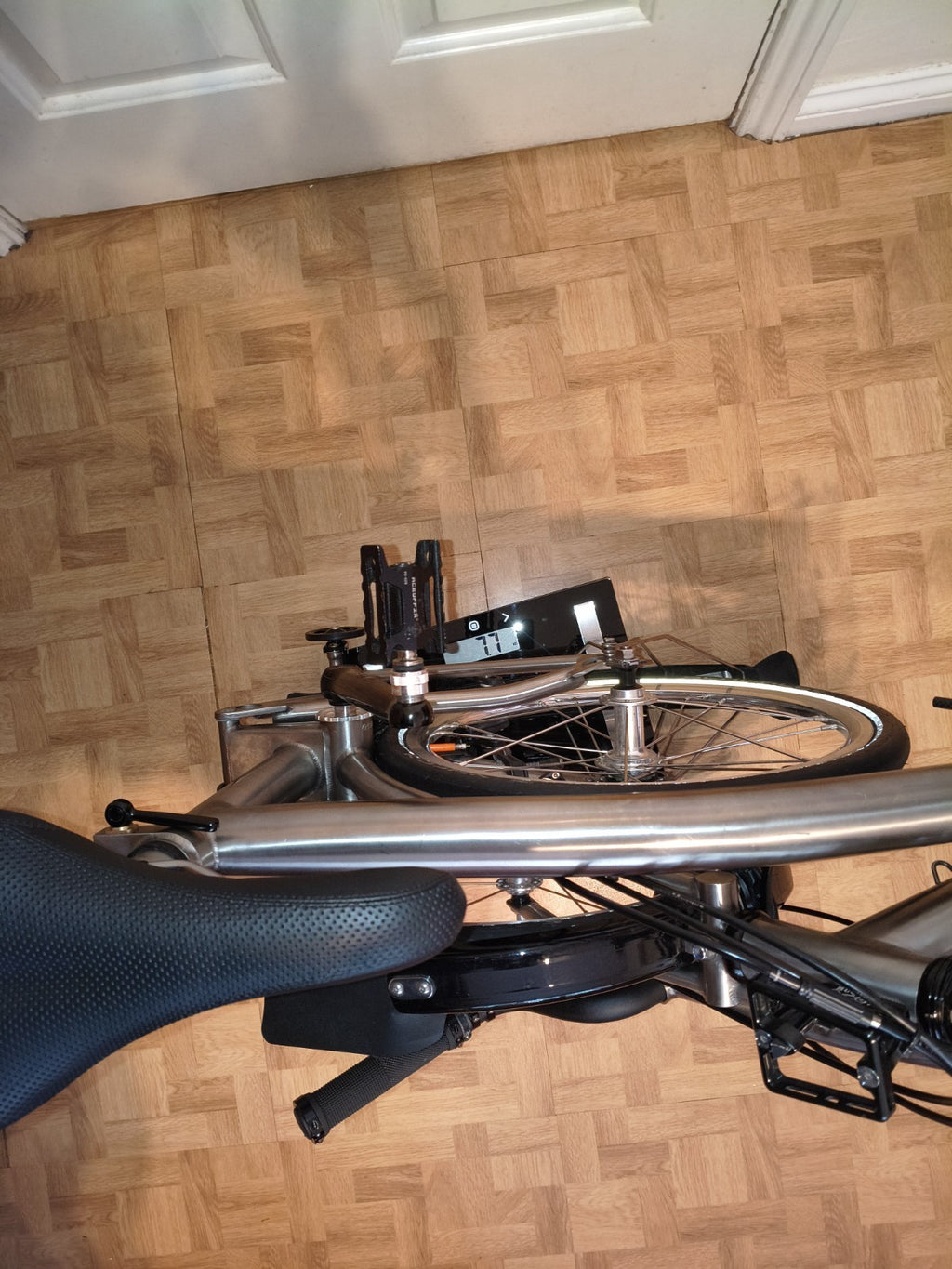 Titanium 'Brompton Style' Trifold Bike, 7.7kg, 3 Speed, Excellent Condition.