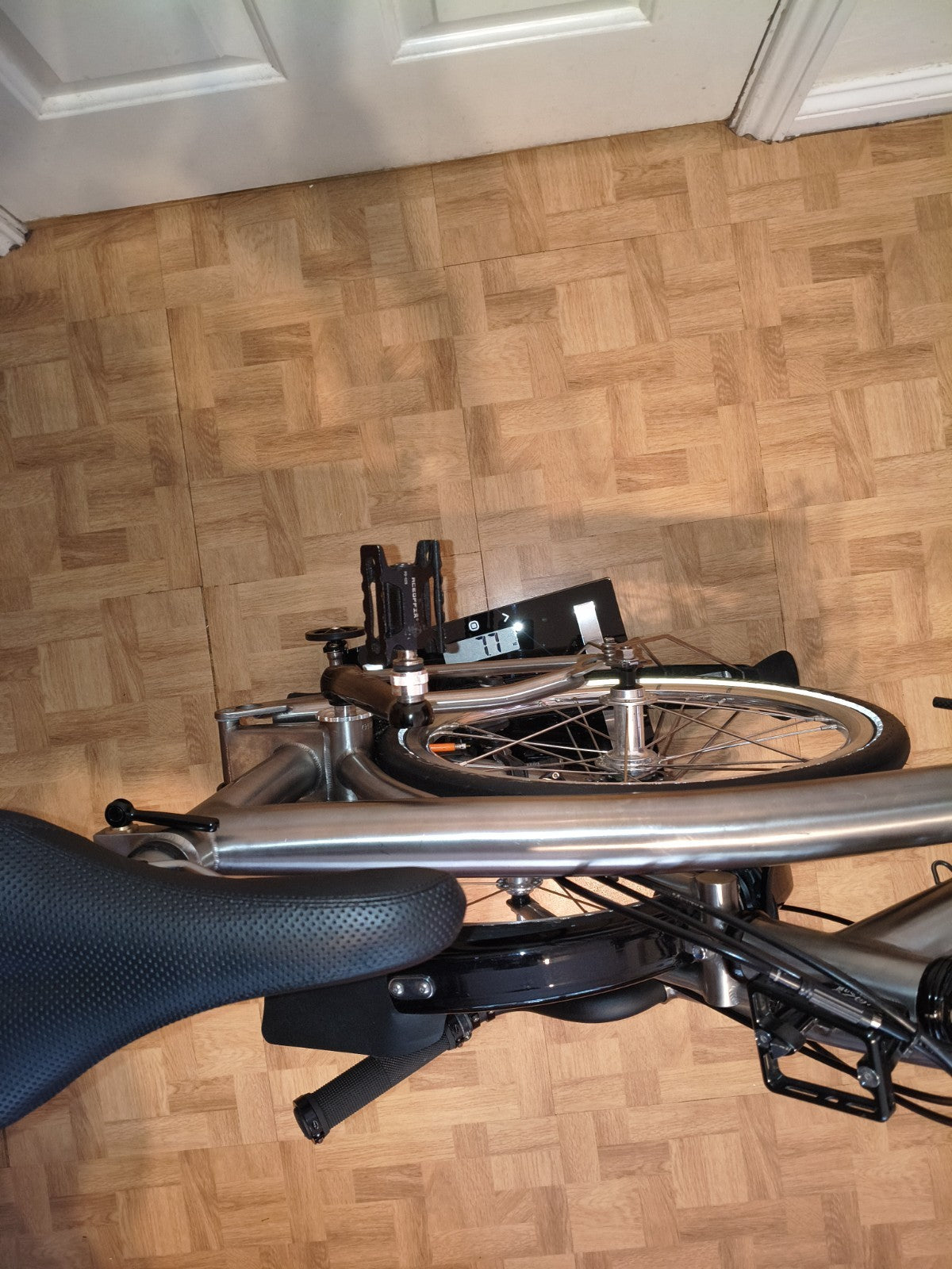 Titanium 'Brompton Style' Trifold Bike, 7.7kg, 3 Speed, Excellent Condition.