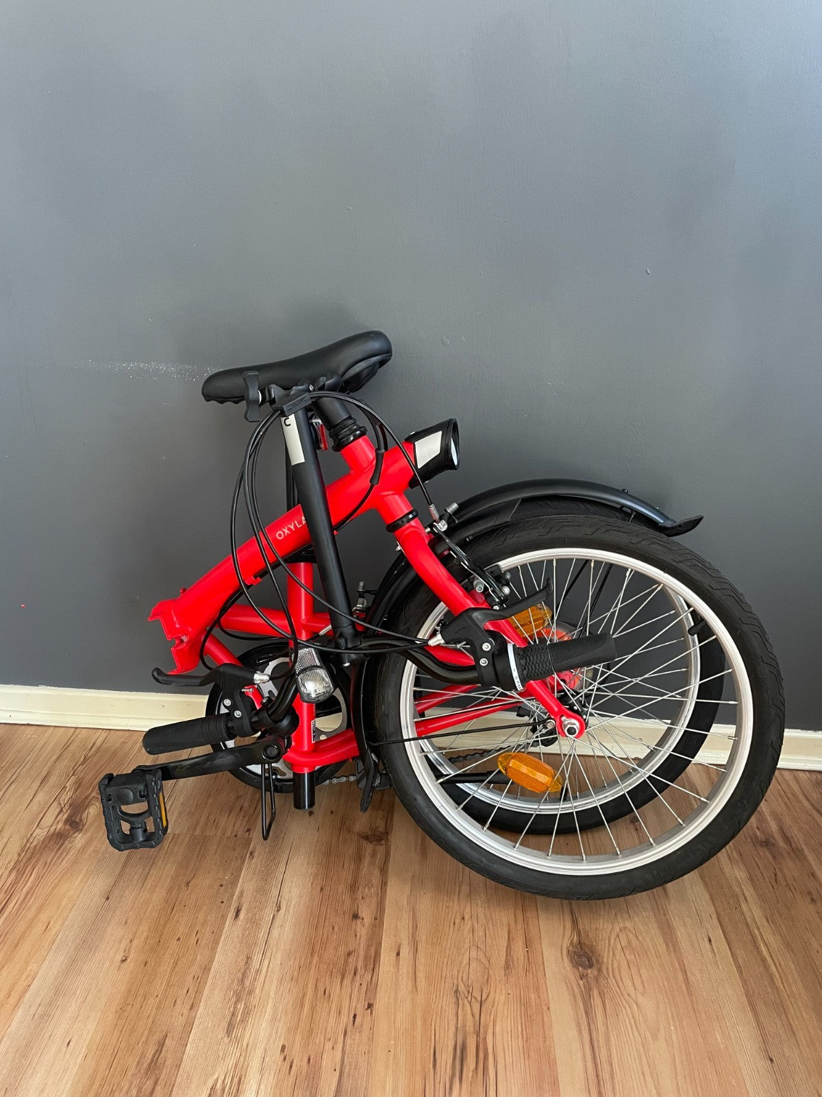 Decathlon BTWIN Tilt 120 Red Folding Bike with Pannier & Bike Accessories