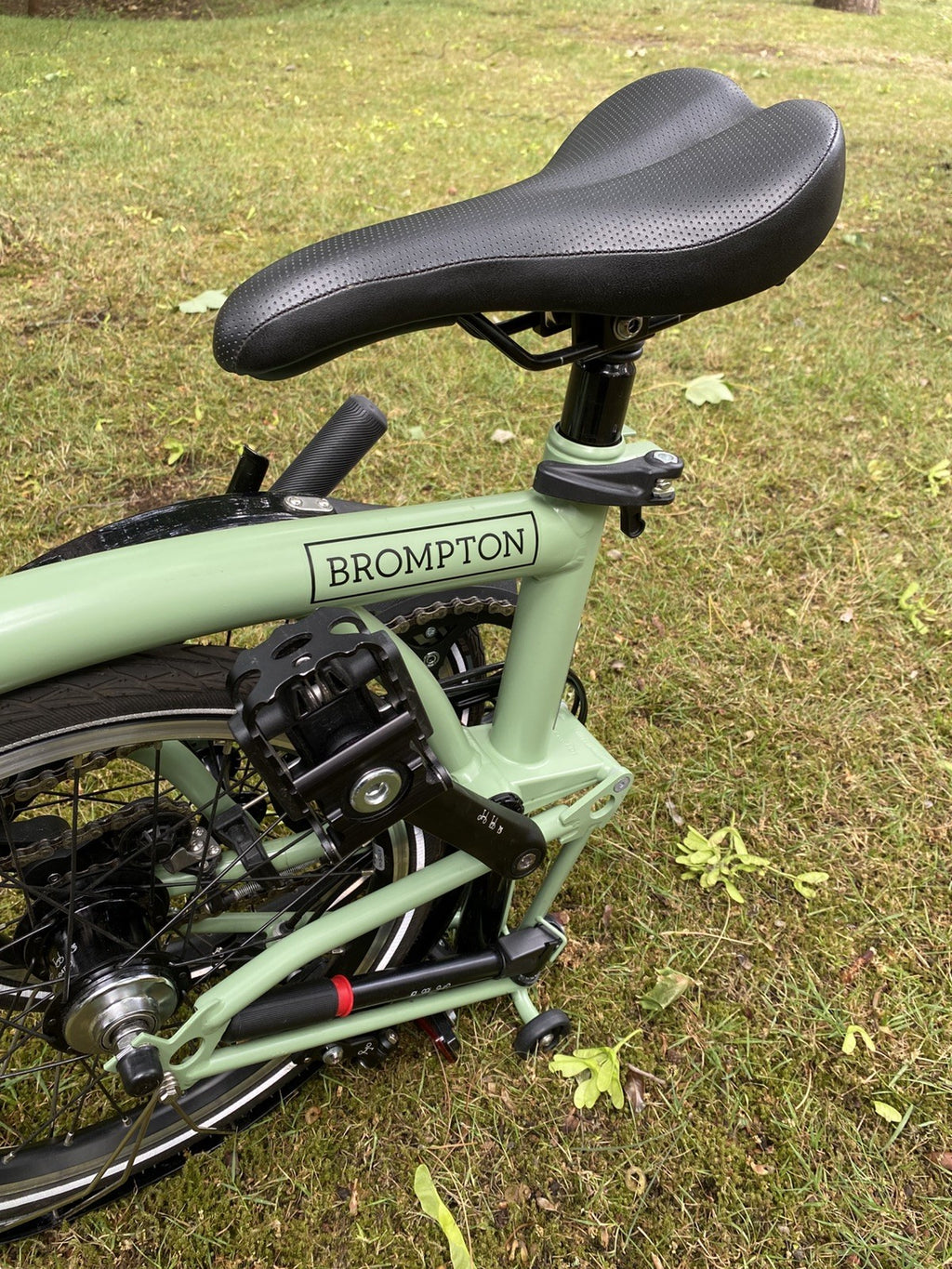 Brompton C-Line 6-Speed Folding Bike – Matcha Green – Excel-t Cond (Discont-ed)