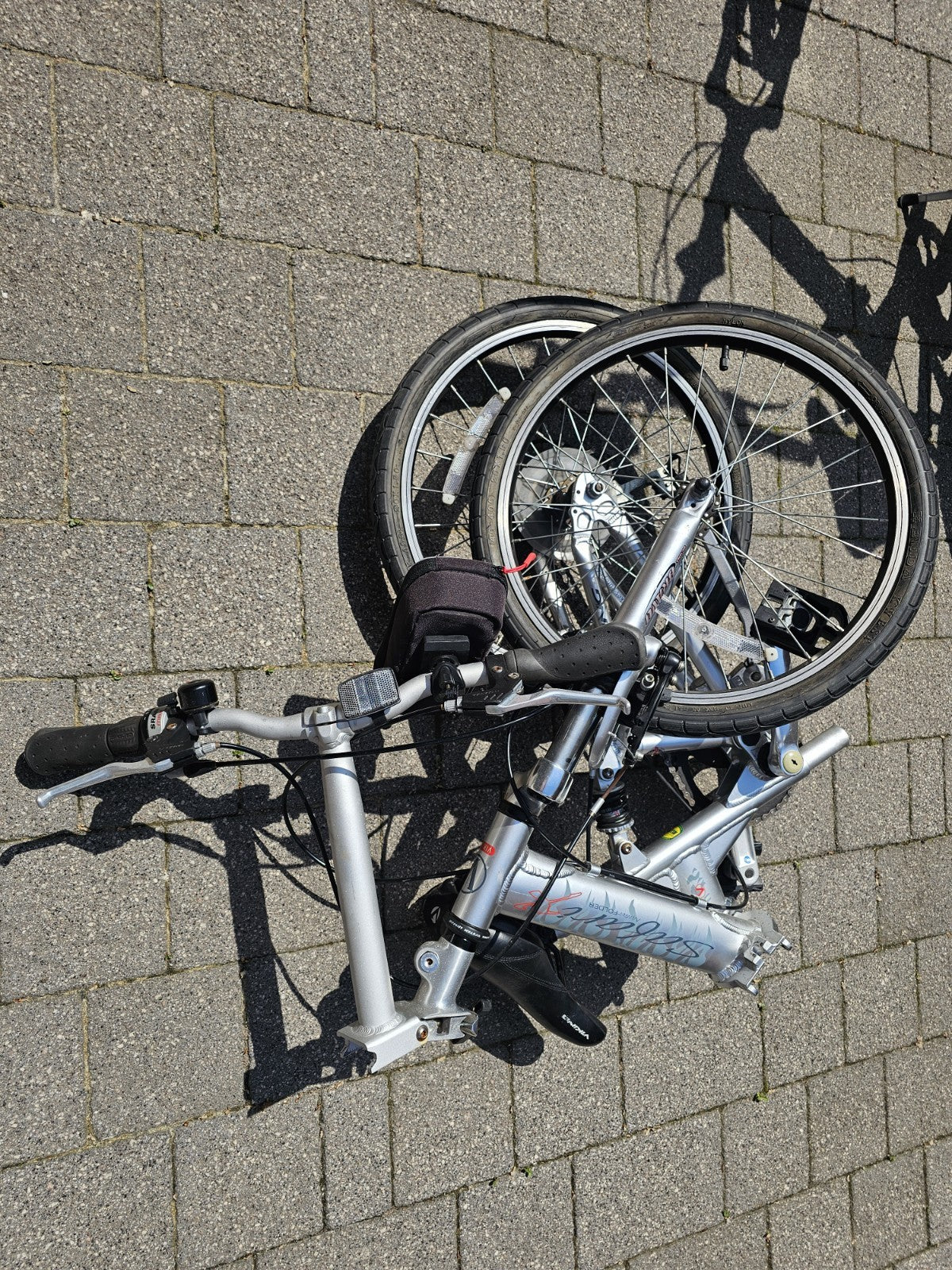 Pair of Folding Viking Bikes unisex 20" wheels