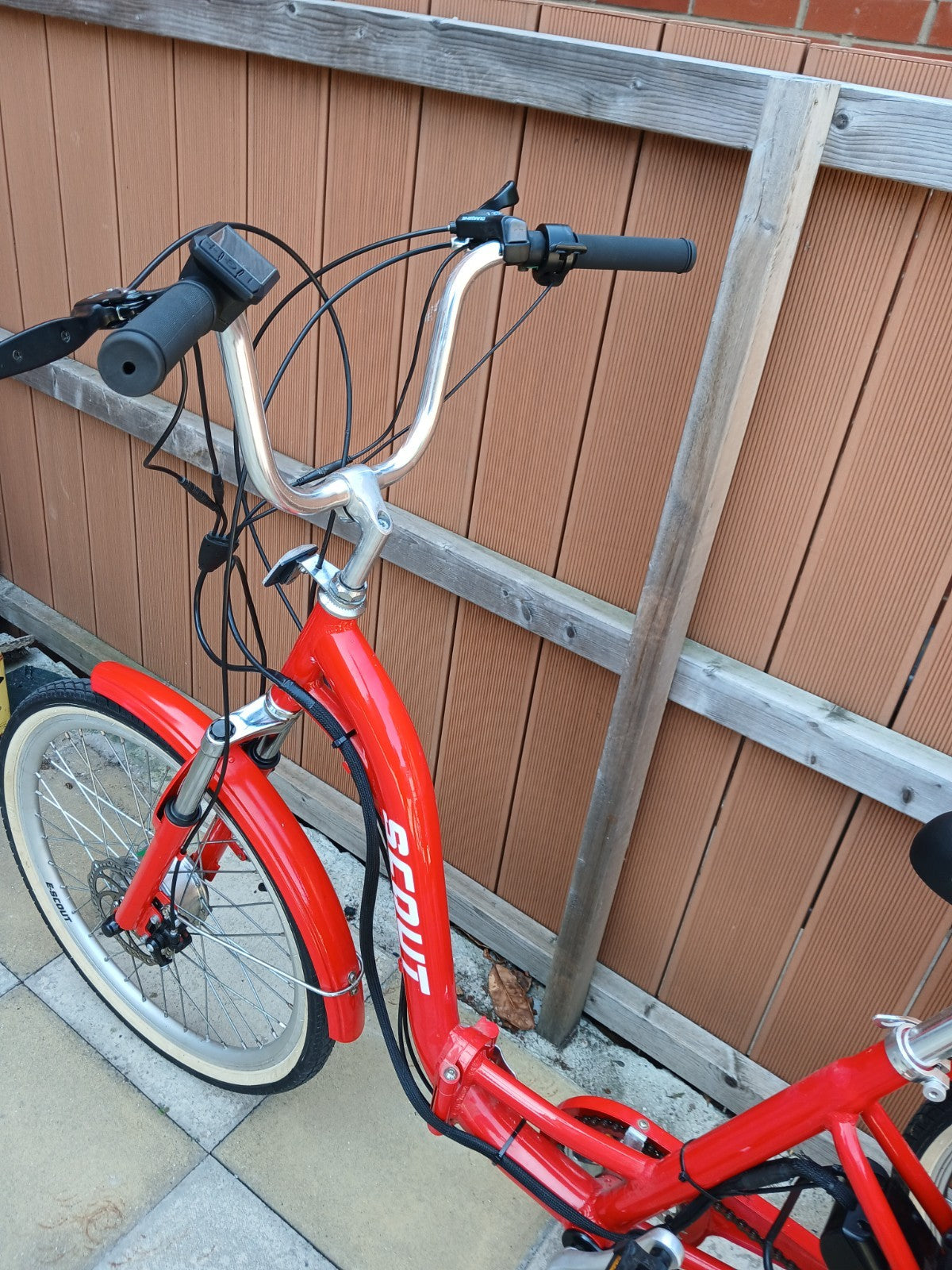 Scout Tricycle Folding 6-Speed Shimano 24" E Trike 3 Wheel Bicycle - In Red