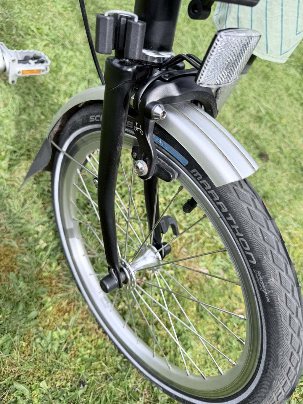 Brompton 2018 M6L folding bike in black. Great condition