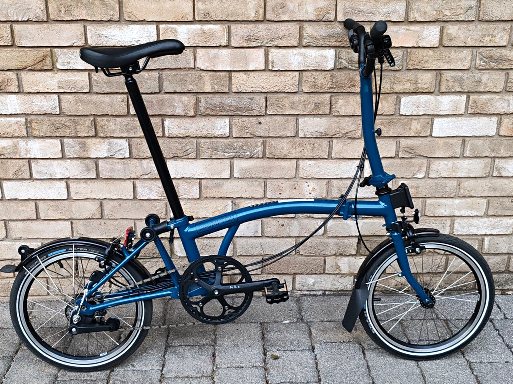 Brompton C Line 6 Speed 2025 Folding Bike Ocean Blue Pristine Condition