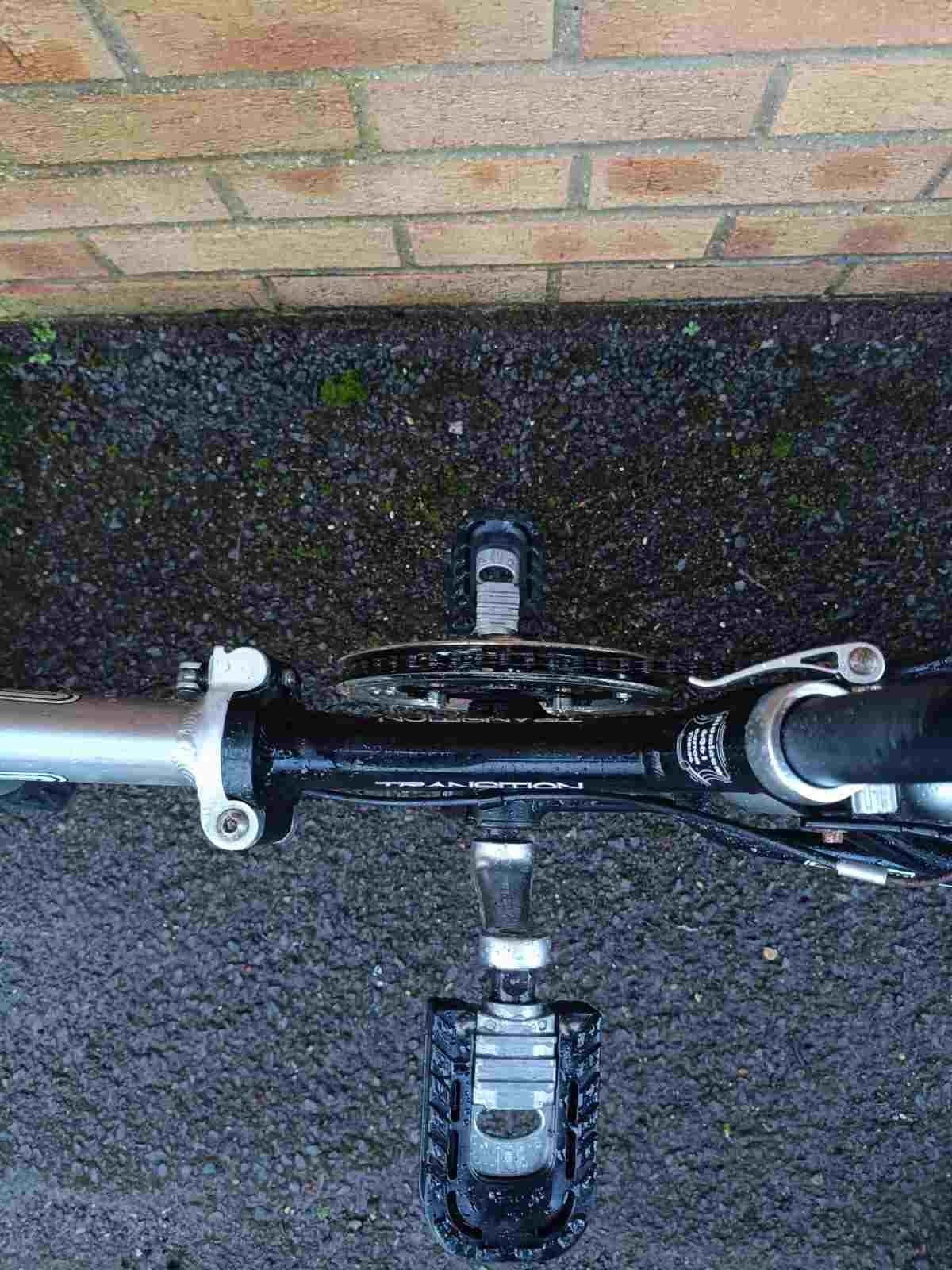 Aluminium Apollo Transition folding bike in good condition with a comfort saddle