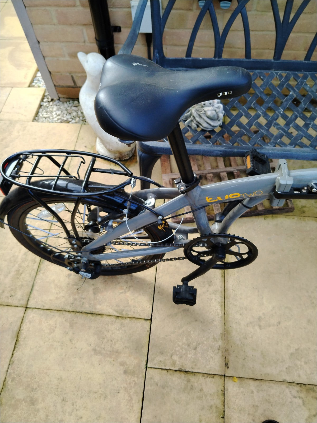 Raleigh Stowaway 20 inch folding bike