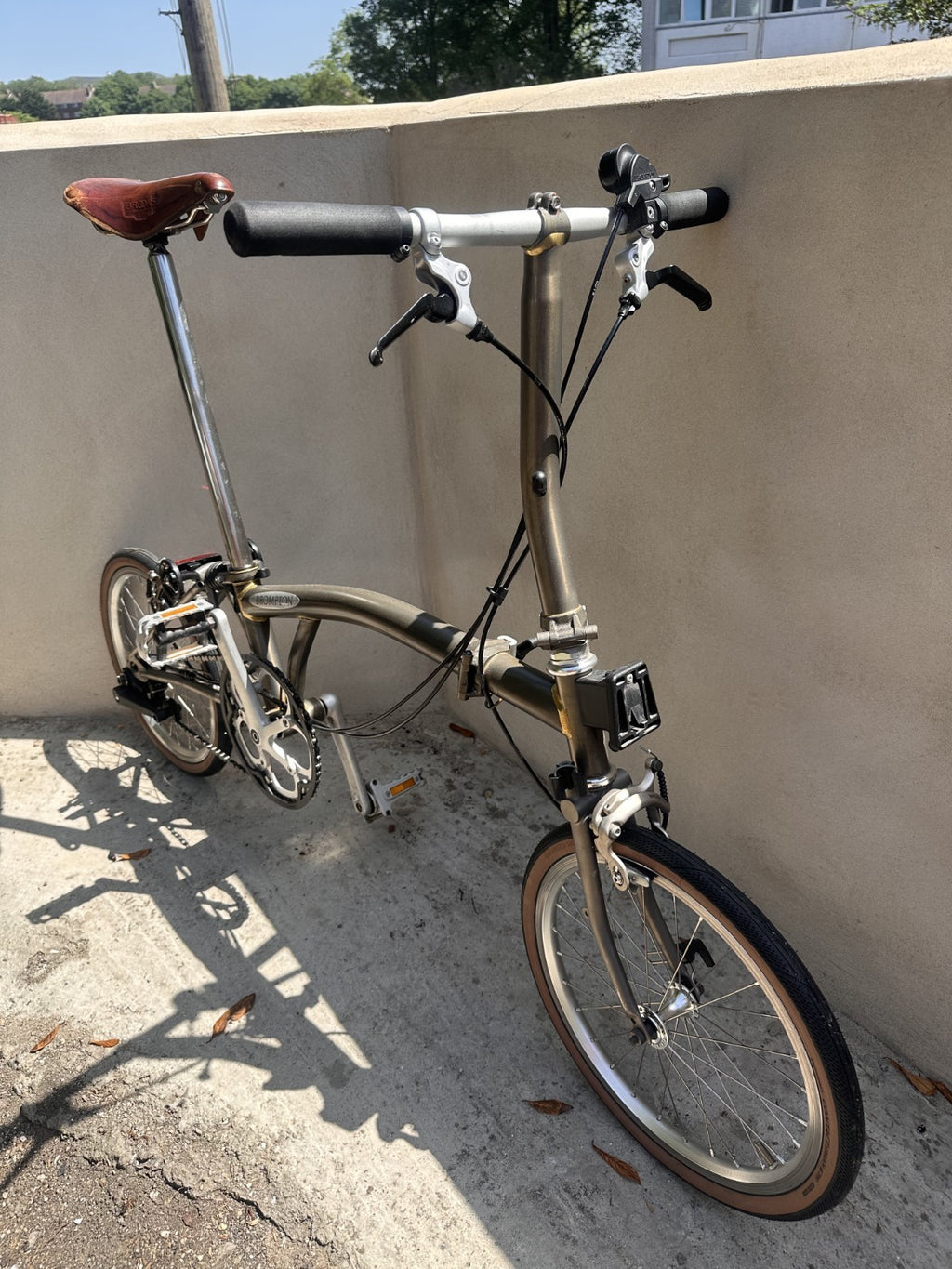 Brompton Superlight S2L-X, 2-speed, S-type flat bars, titanium fork and rear tri