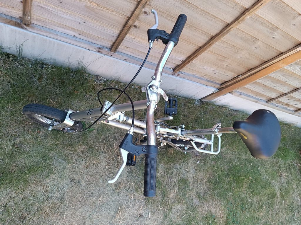 GEKKO Folding Bike 12in Wheels Single Speed Caliper Brakes Silver/Black