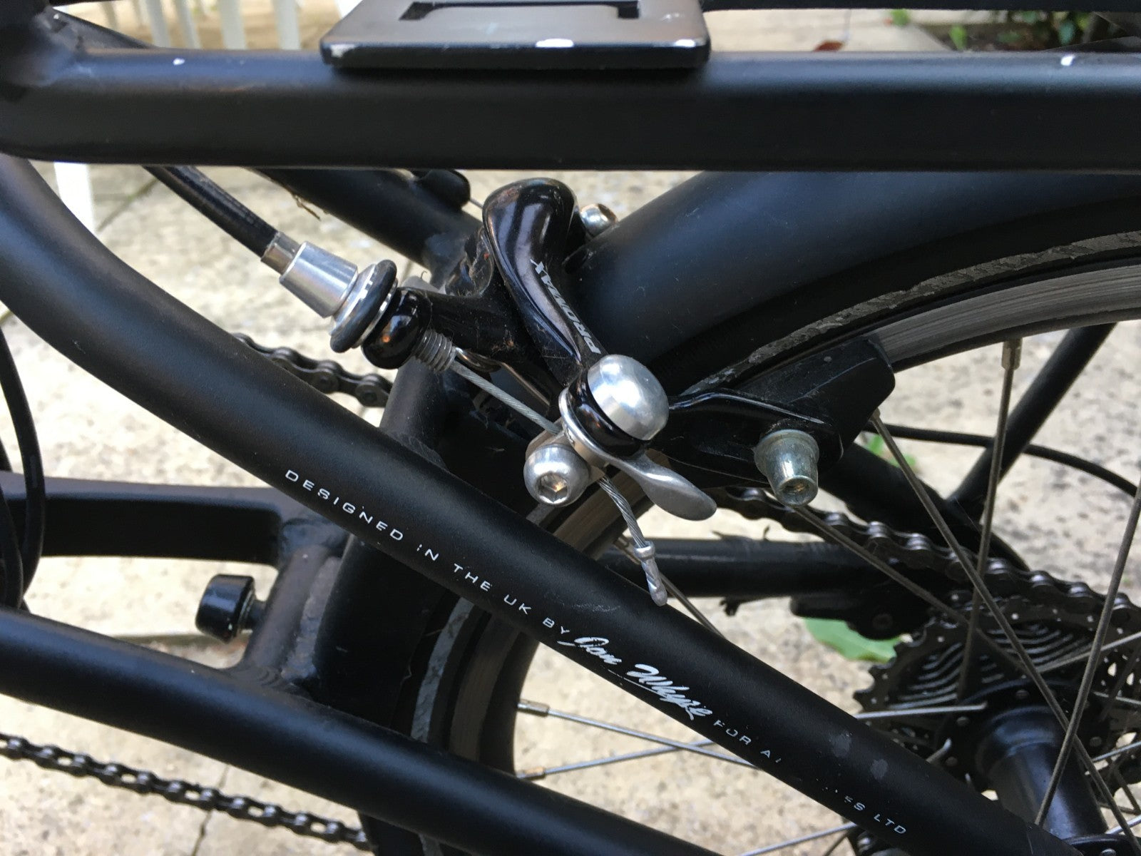 Mezzo D9 Folding Bike