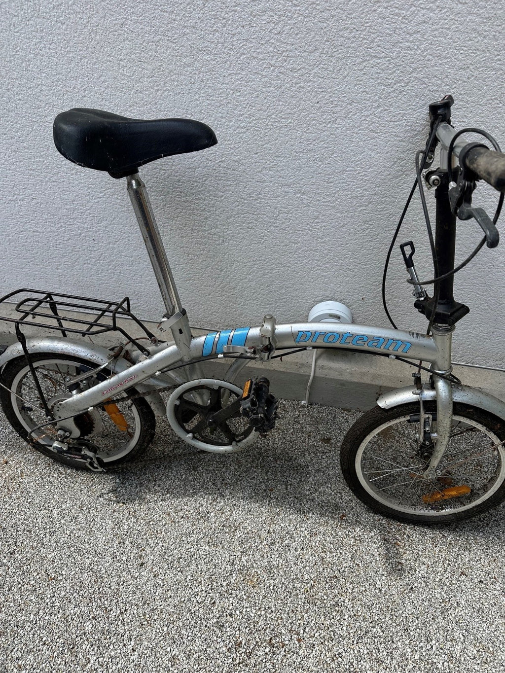 Proteam 6-gear folding bike - Needs service & clean. North London