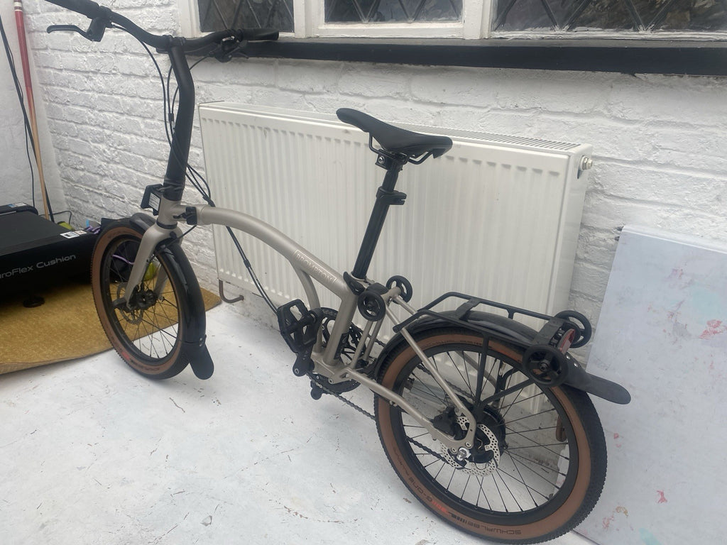 Brompton G Line Medium Folding Bike 8-Speed, Traildust White New And Never Used