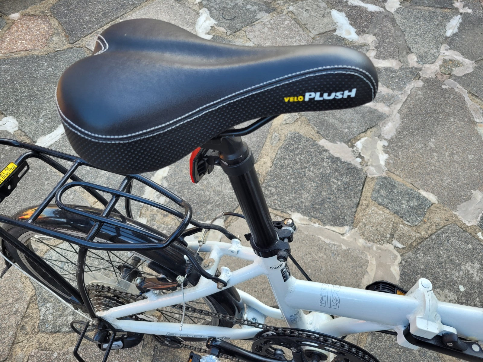 Carrera Transit Folding Bike 20” Wheels 8 Speed Alloy Frame Rack LOCAL DELIVERY
