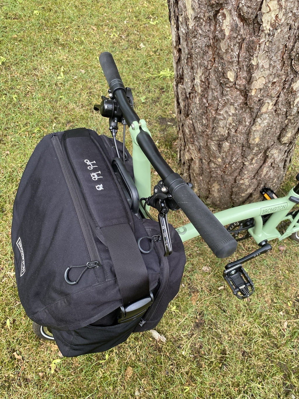 Brompton C-line 6-speed in Matcha Green (discontinued)