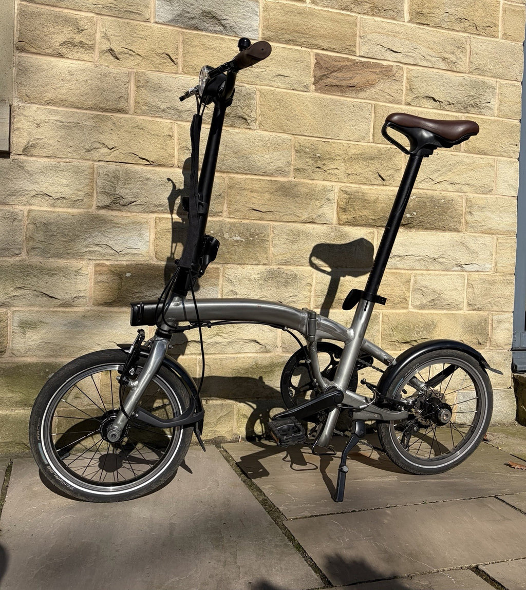 BTwin Ultra Compact  1 Second Folding Bike Sora Grey