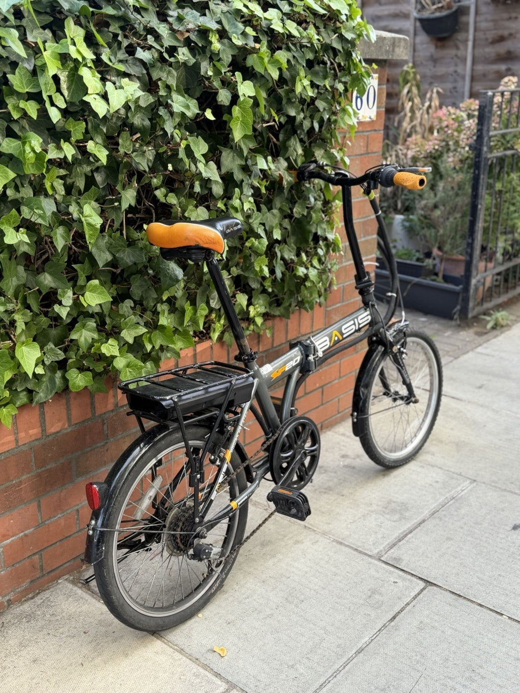 Basis SP20 Folding Bike 20" Wheels Shimano Gears Rear Rack Mudguards Grey
