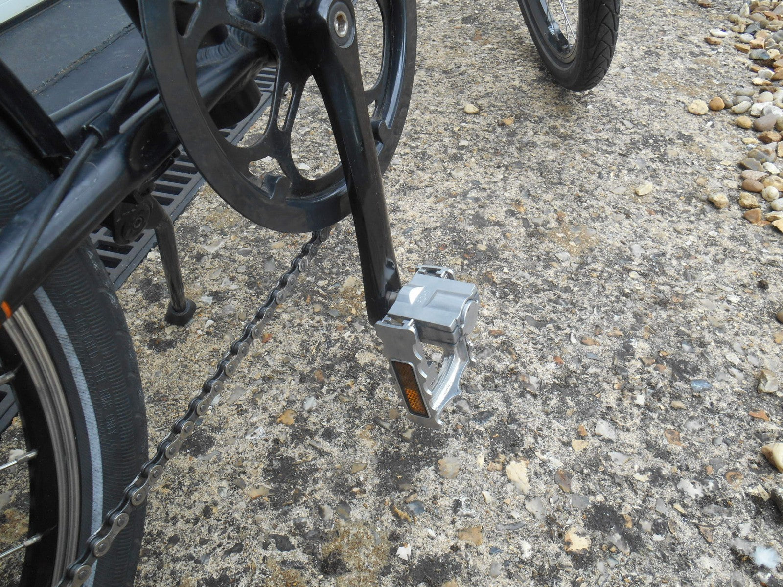 Tern link D8 Folding Bikes 20inch 8 speed much loved and well maintained