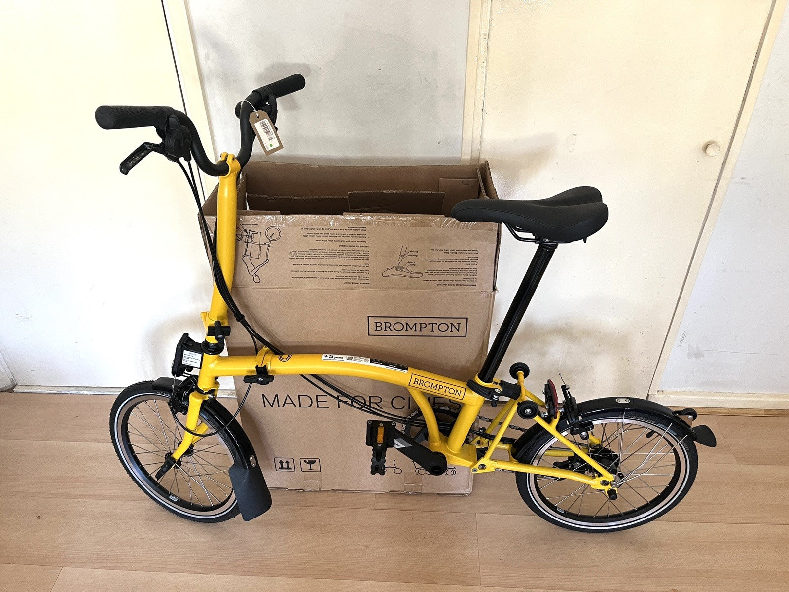 Brompton C Line Explore 6 Speed H Handlebar - Bumblebee Yellow / Black New