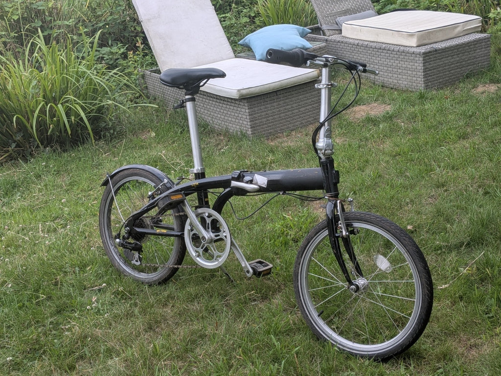 Foldable Bike for Sale - Tern Link C7. Good Bike But  Needs A Service