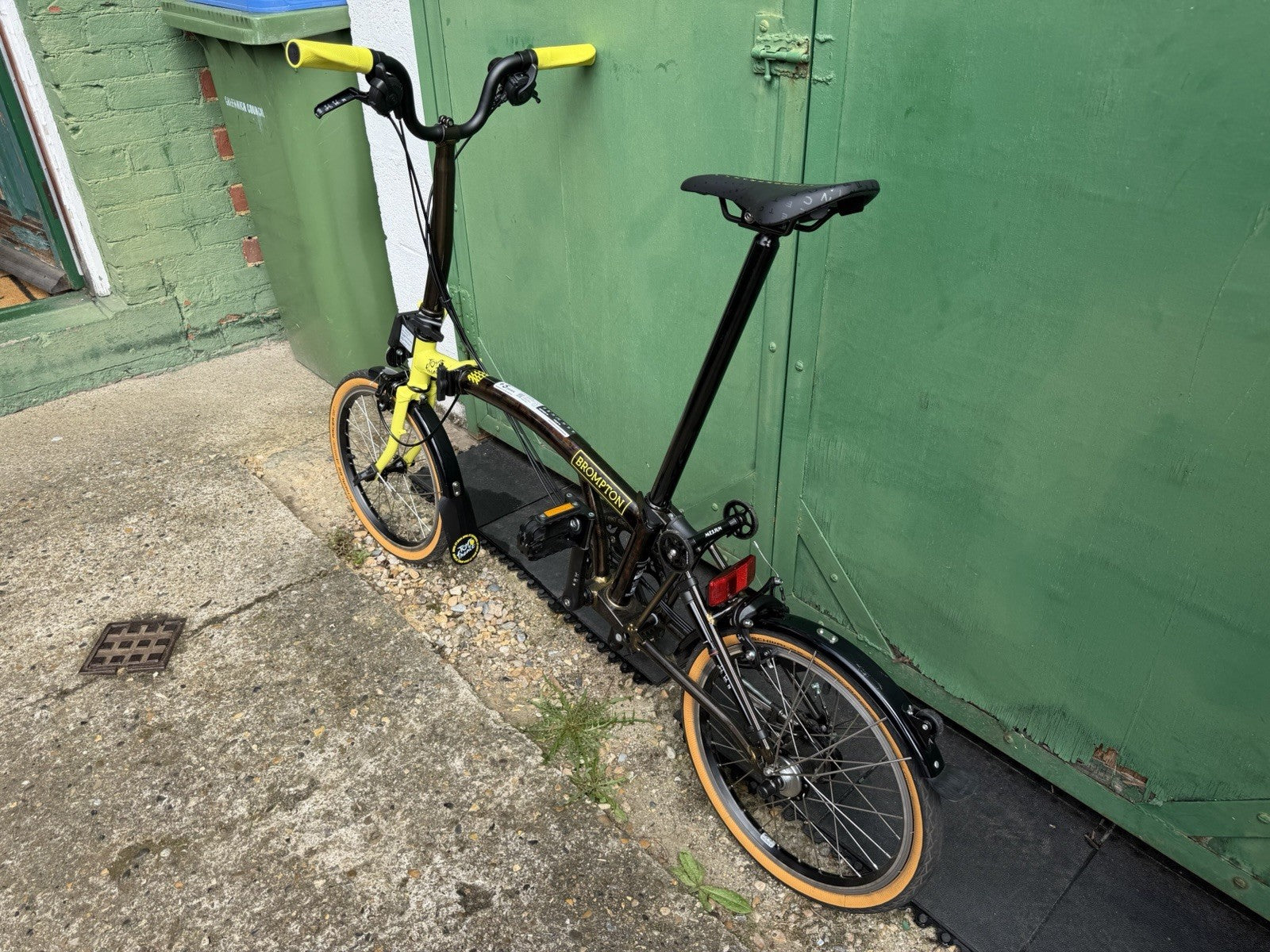 Brompton Folding Bike 6-Speed Tour de France Black Edition
