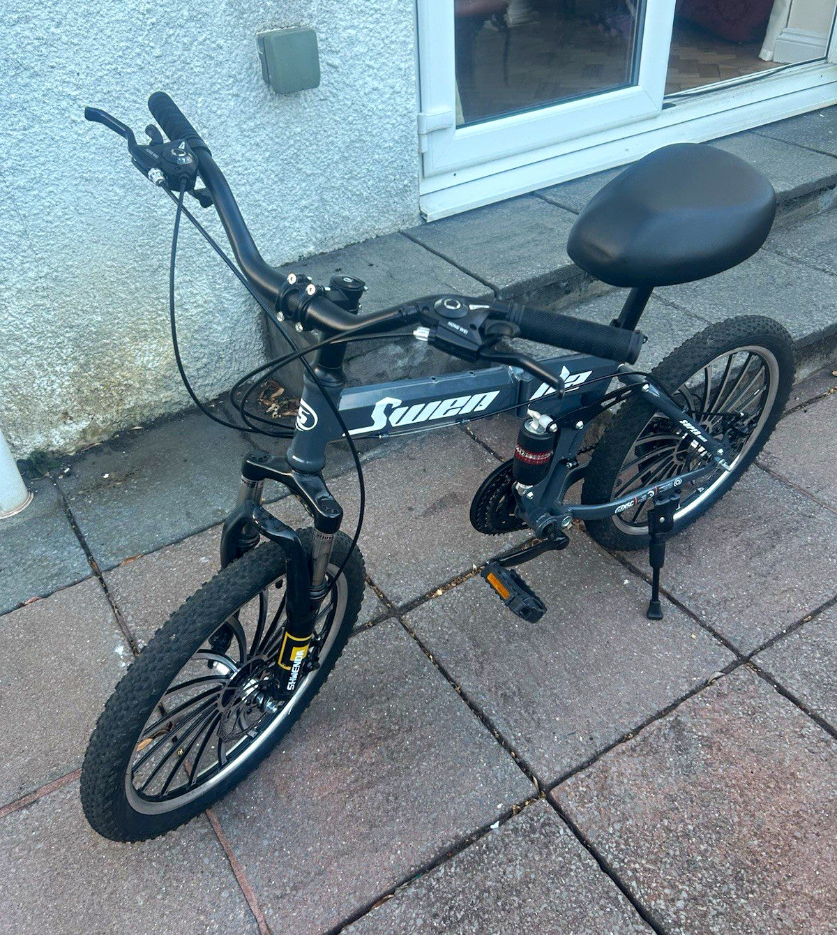 Sunn 20in Folding Bike 7 Speed Front Suspension V-Brakes Kickstand BMX Bar