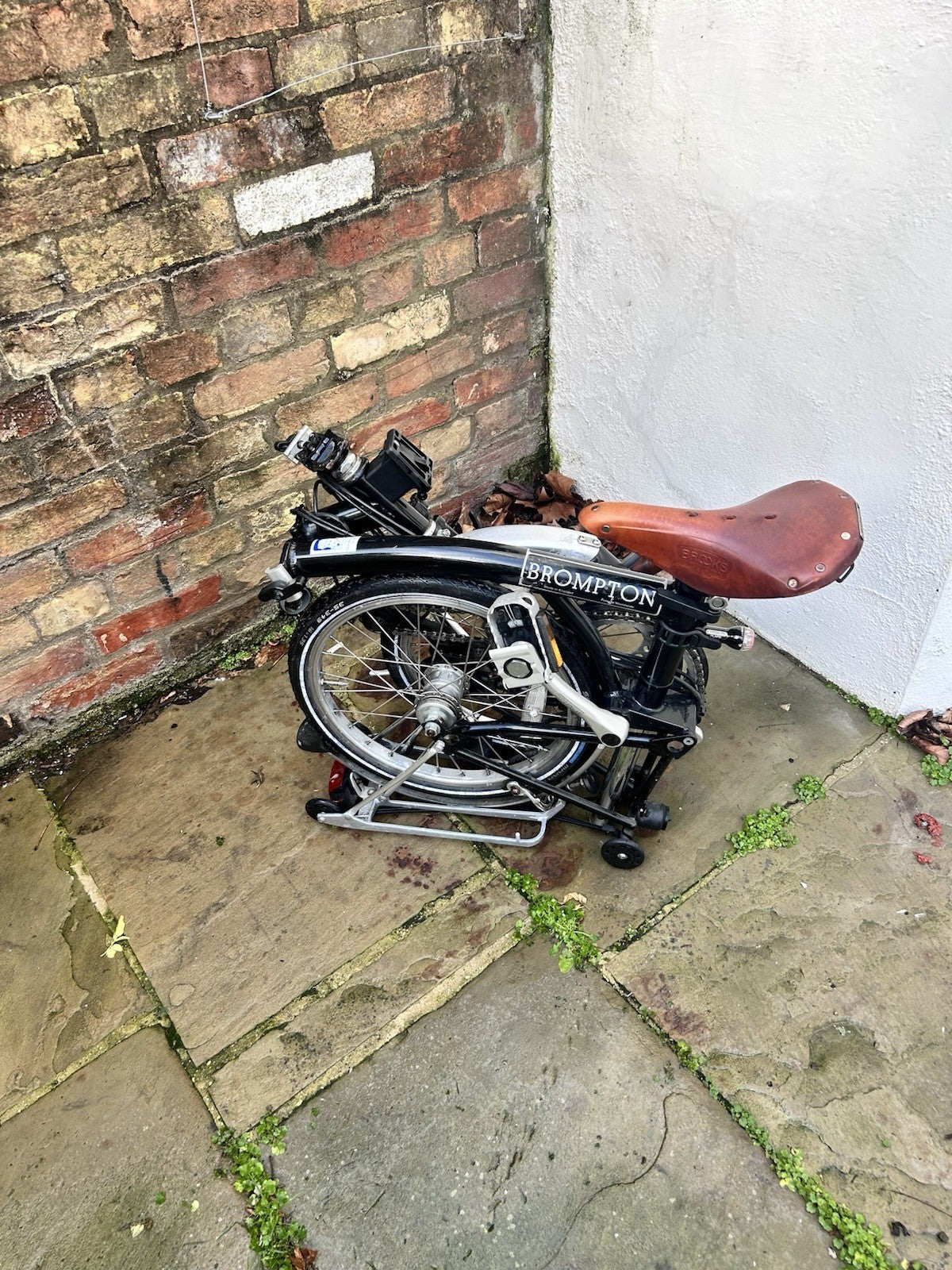 Brompton Folding Bike – 3 Speed – With Rack & Brooks Saddle – Good Condition