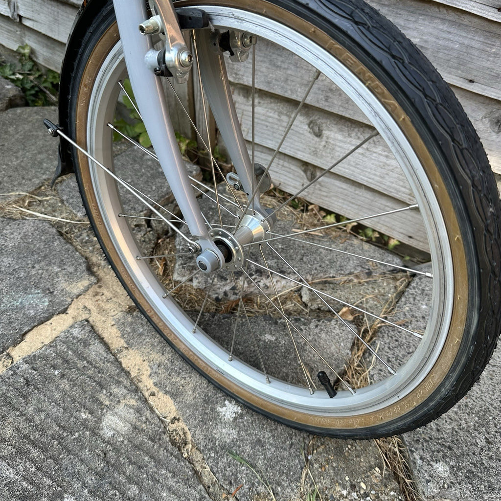 Dahon Vitesse Grey Folding Bike 20 Wheels 7 SPD Fantastic Condition Great Price