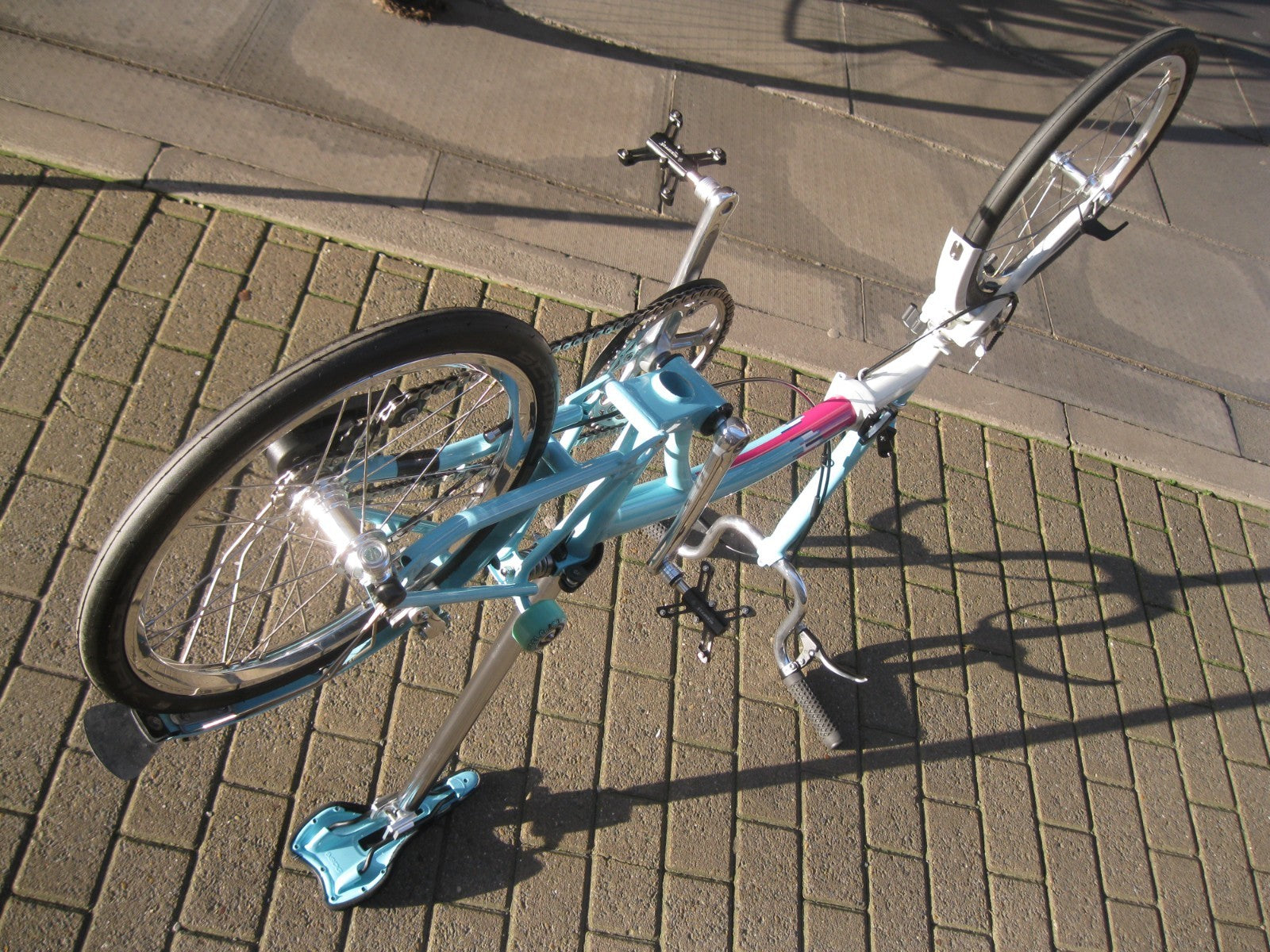 Custom Brompton Folding bike - homage to 1989 Cal look VW Karmann Ghia