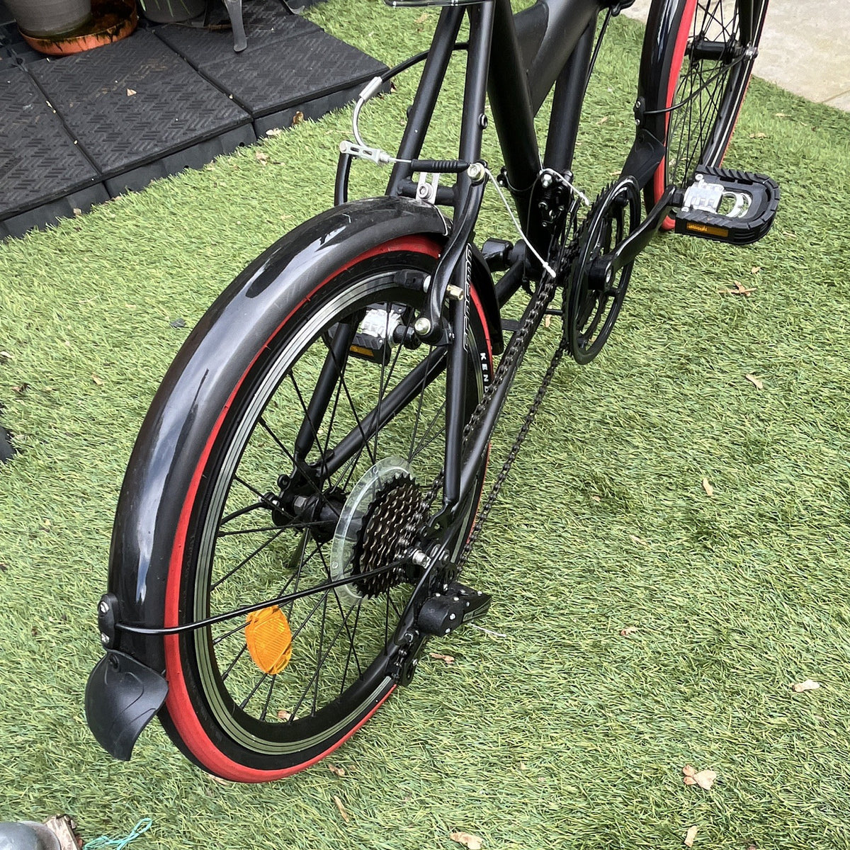 Ecosmo 20in Folding Bike V-Brake Mudguards Kickstand Derailleur Black/Red
