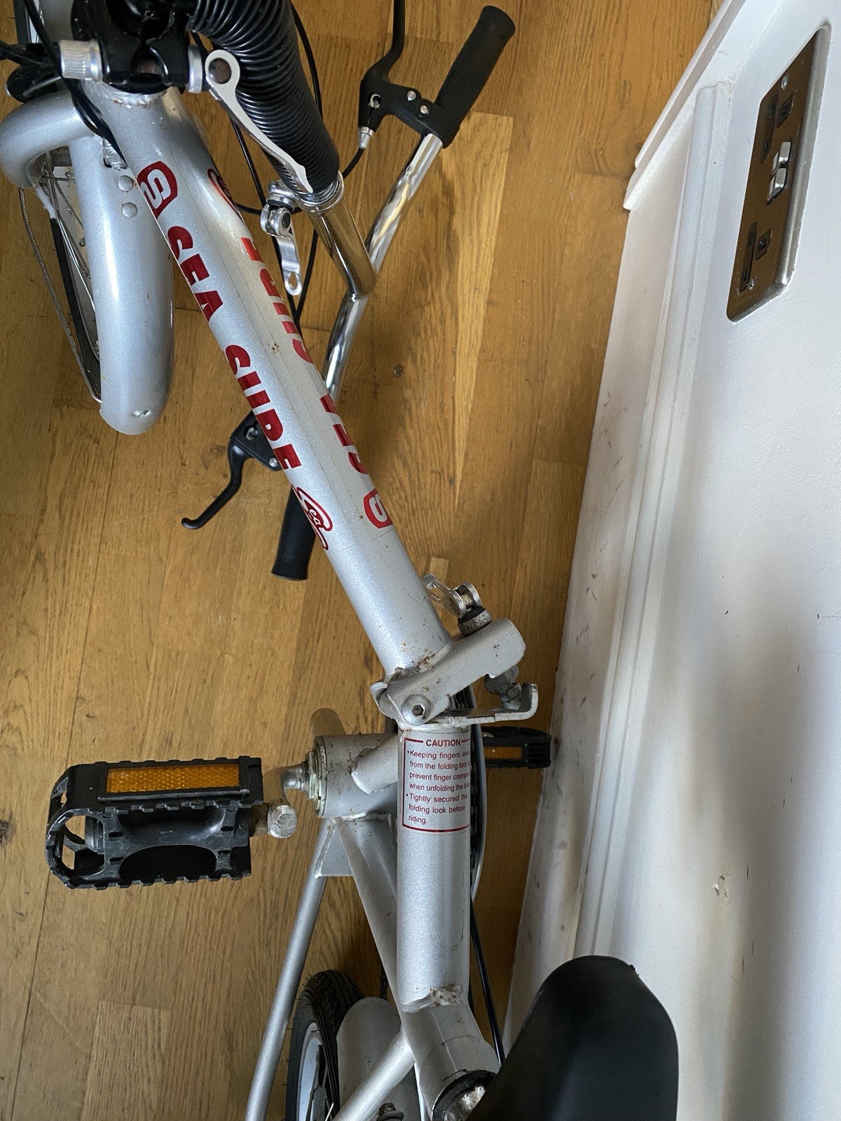 Sea Sure Folding Bike Excellent Condition 6 Speed With Carry Bag