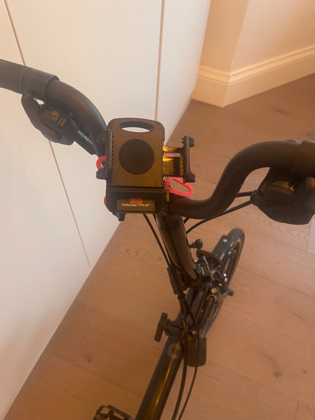 *Slight Flawed* Brompton 2022 c line special edition black 6 speed high bar bike