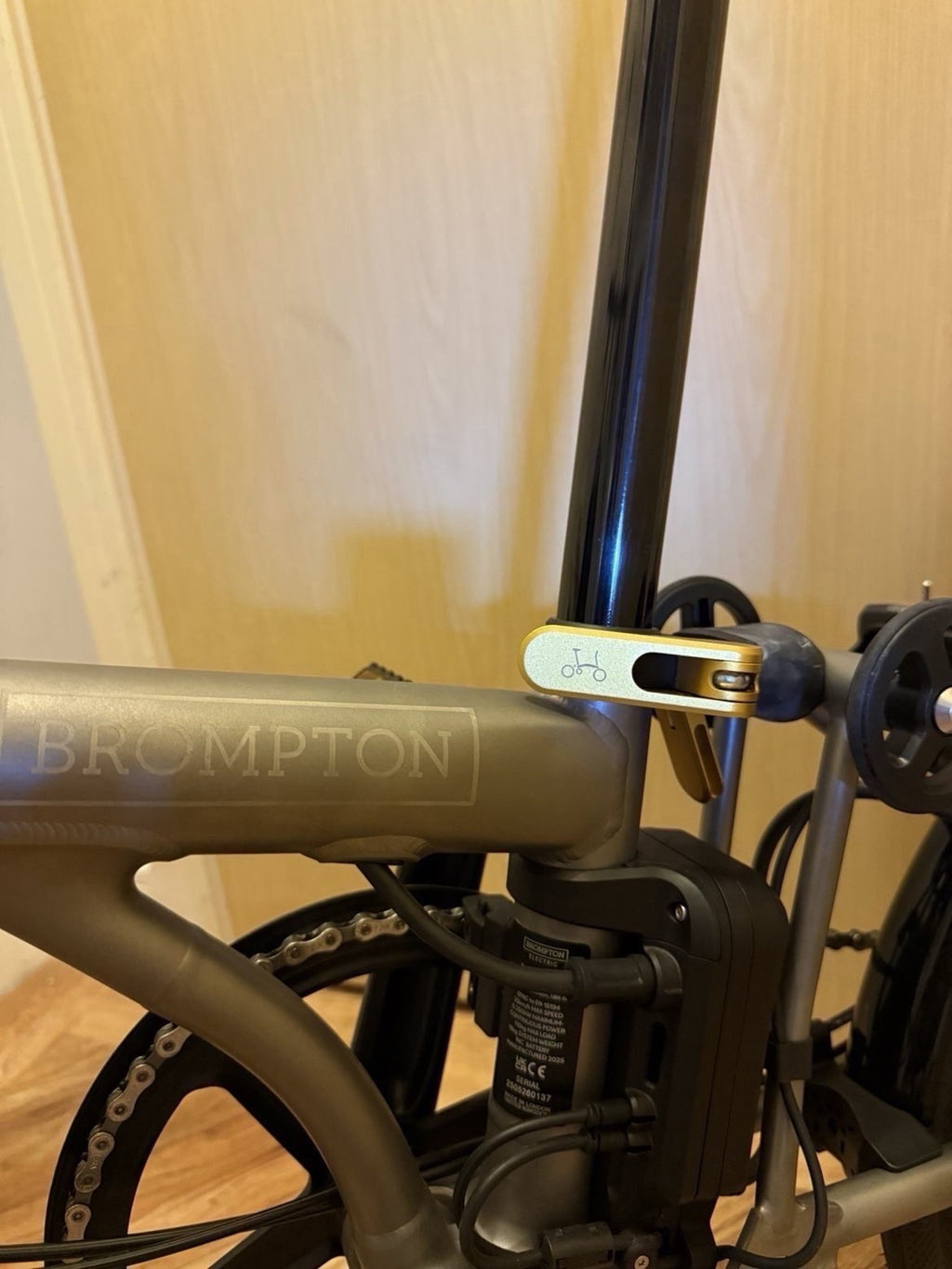 Brompton E T line titanium folding bike, only 24 miles