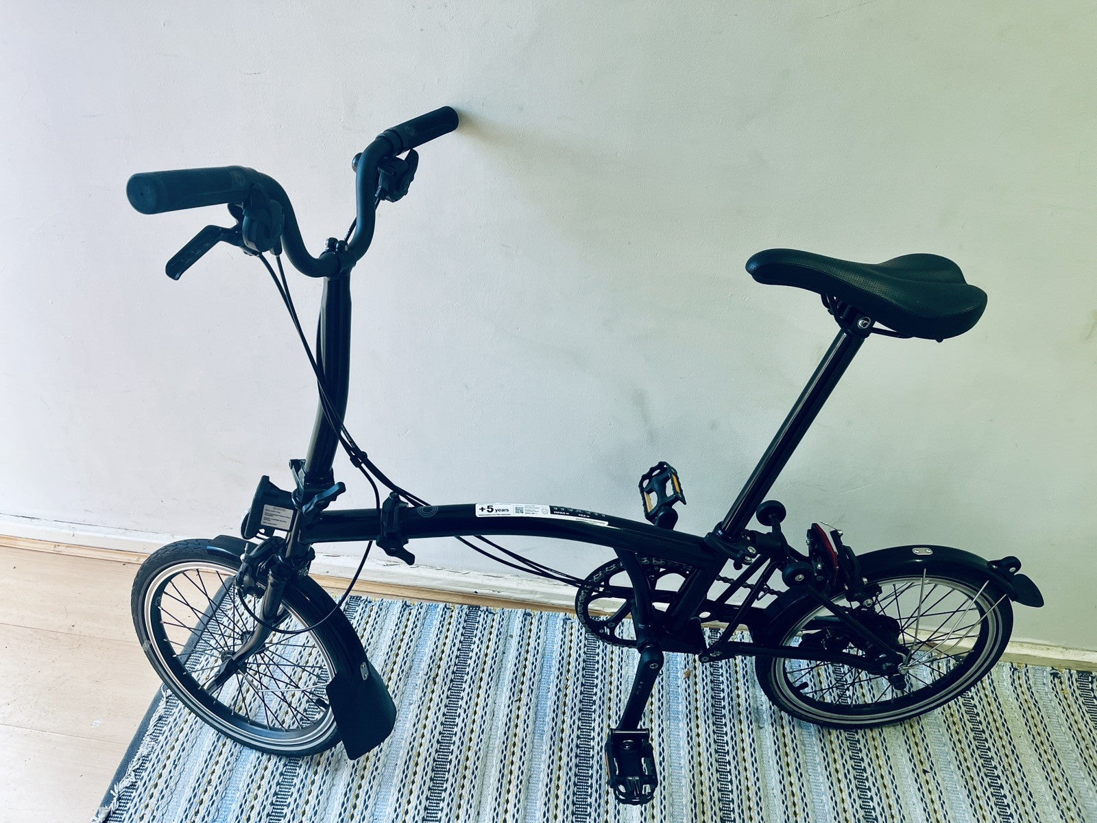 Brompton Bike 6-Speed Explore 2024, Black Mid Handlebar