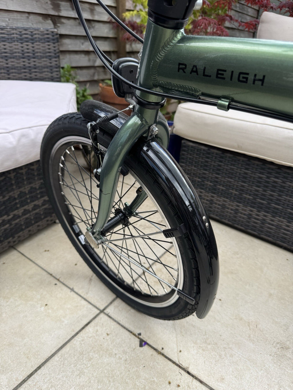 Raleigh 2025 Stowaway Bike Brand New Never Been Used Excellent Condition No Box